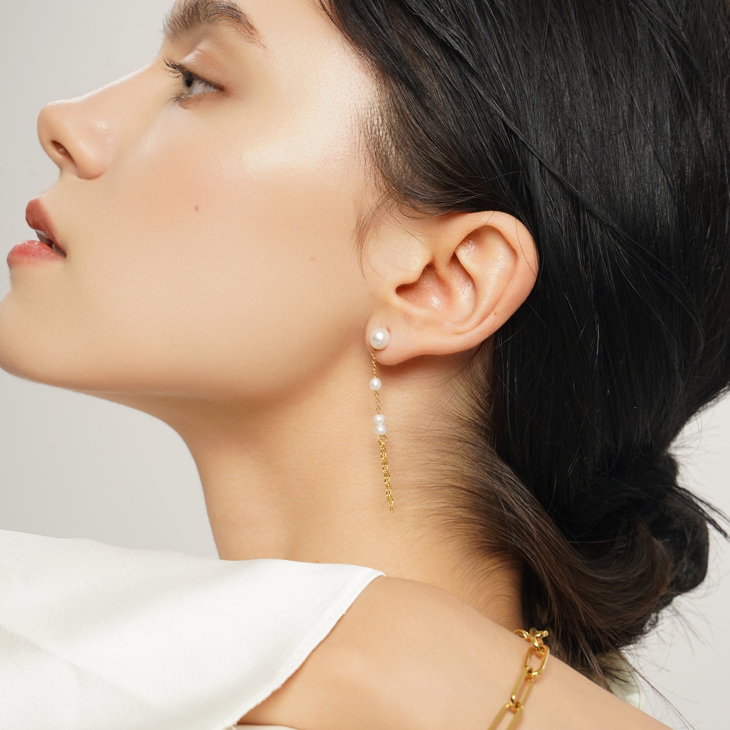 LG042 Sparkly Natural Pearl Earrings