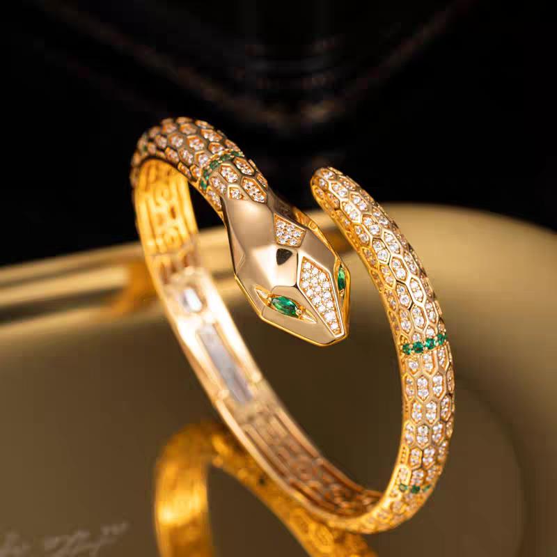 Lady Snake Bangle