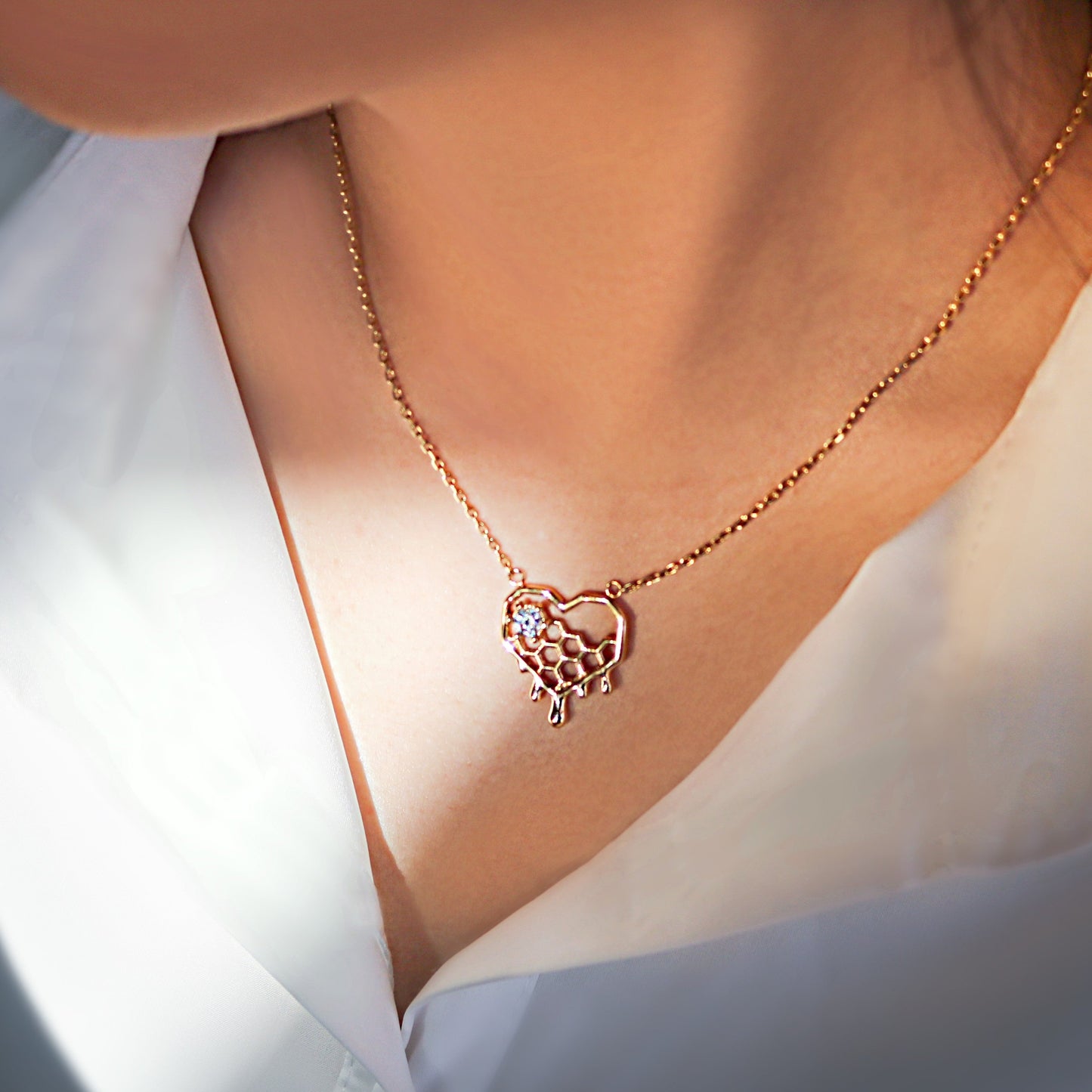 LG015 Honey Drip Heart Necklace