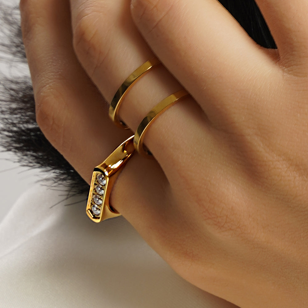 LG031 Eternal Band Ring