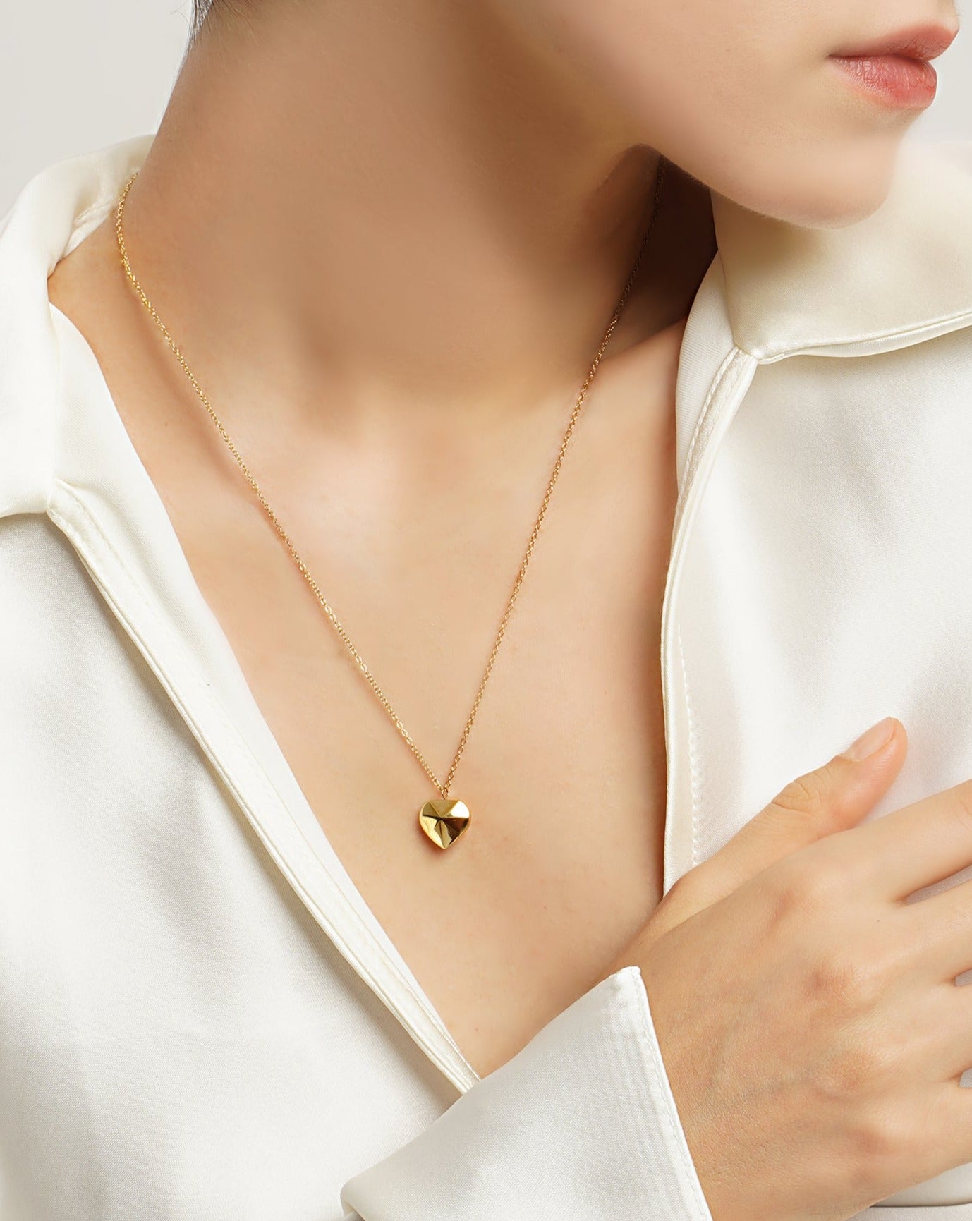 LG018 Facet Heart Pendant Necklace/Earrings Set