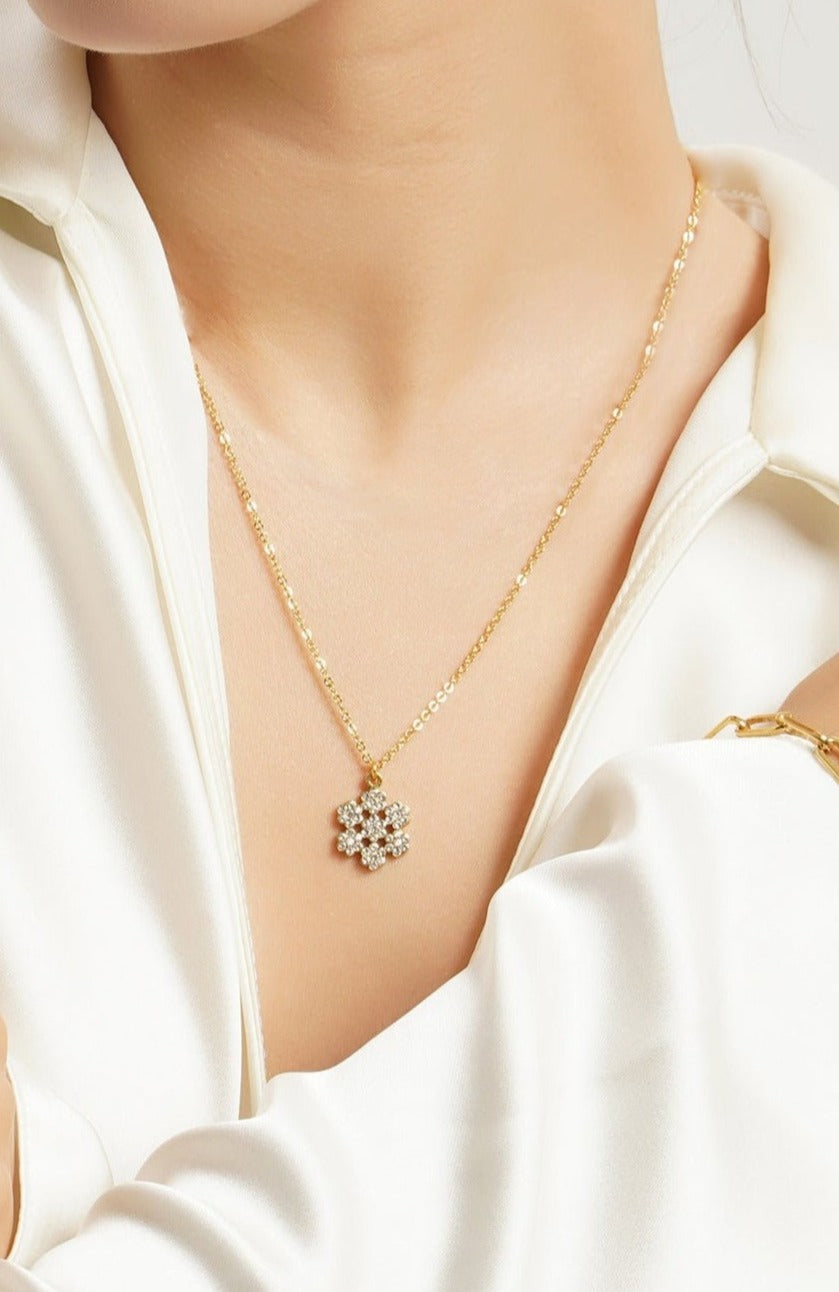 LG-020 Snowflake Elegance Necklace