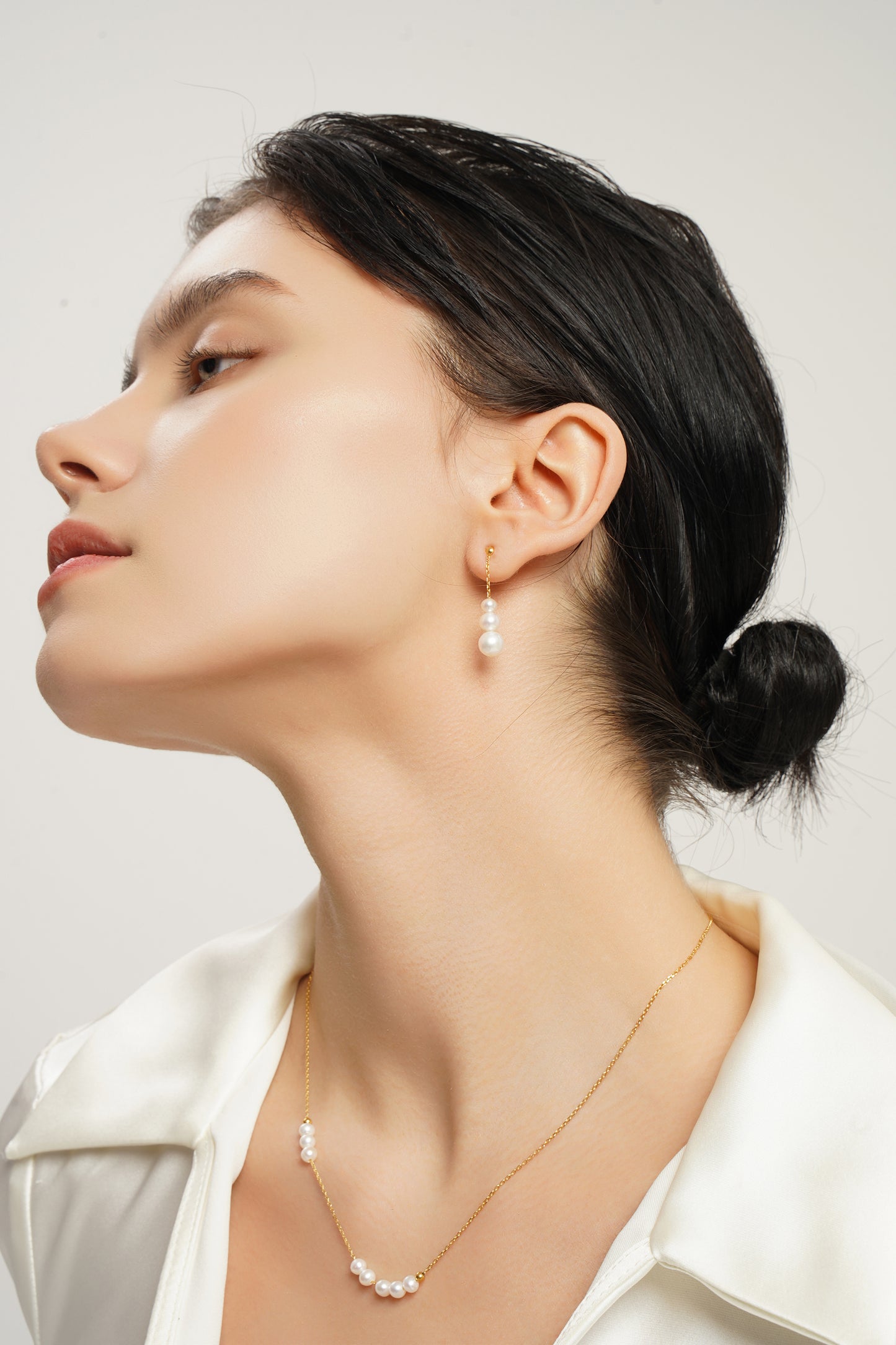 LG-048 Smile Natural Pearl Earrings