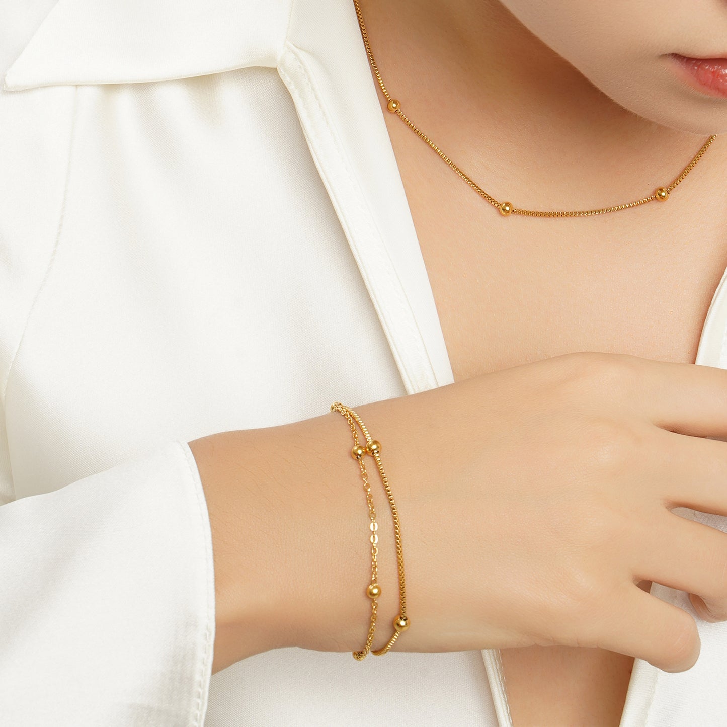 LG-045  18K gold plated pretty beans bracelet