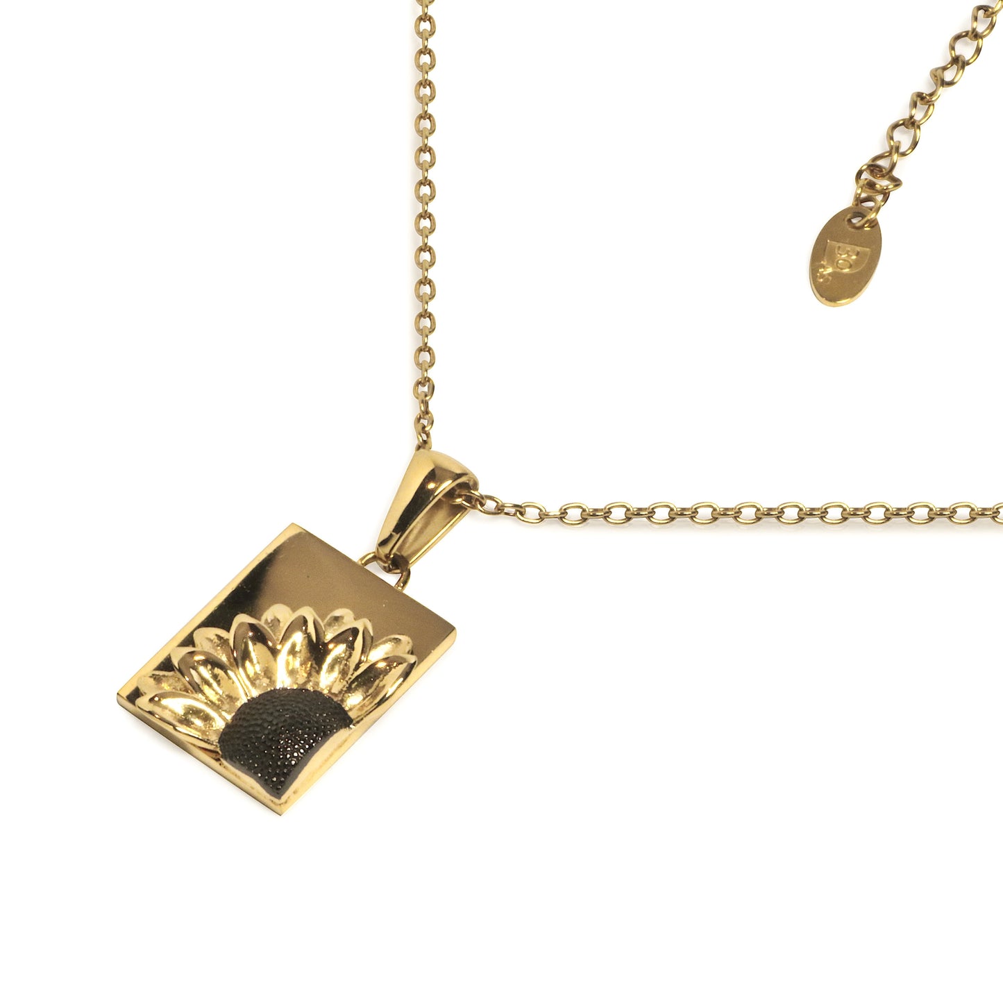LG-016 Sunlit Bloom Pendant Necklace