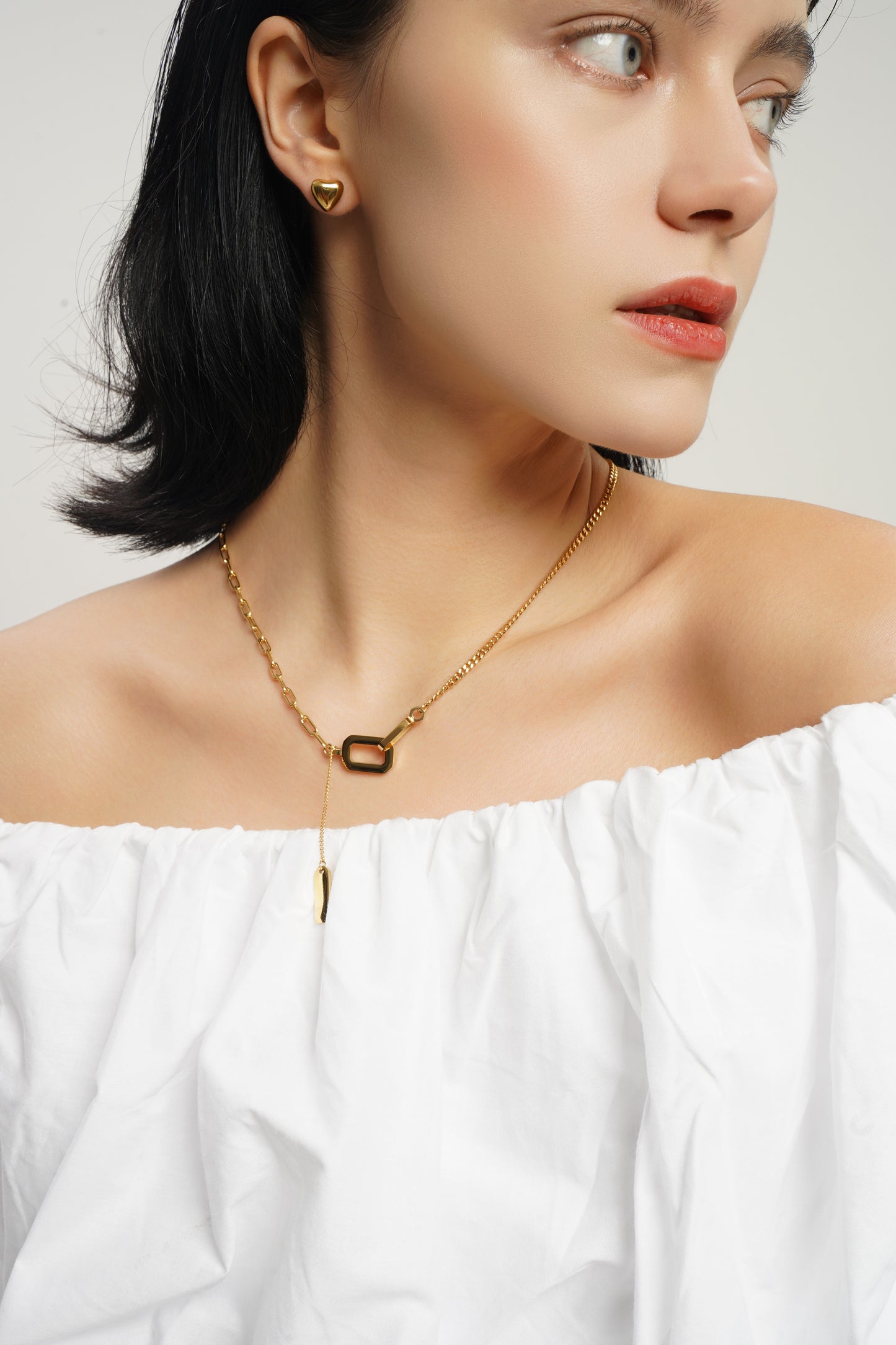 LG-011 Paper Clips Tag Moissanite Necklace