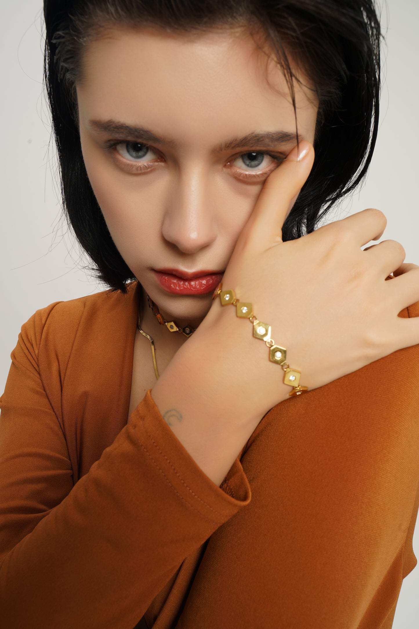 LG-002 Hexagonal Harmony Necklace/Bracelet Set