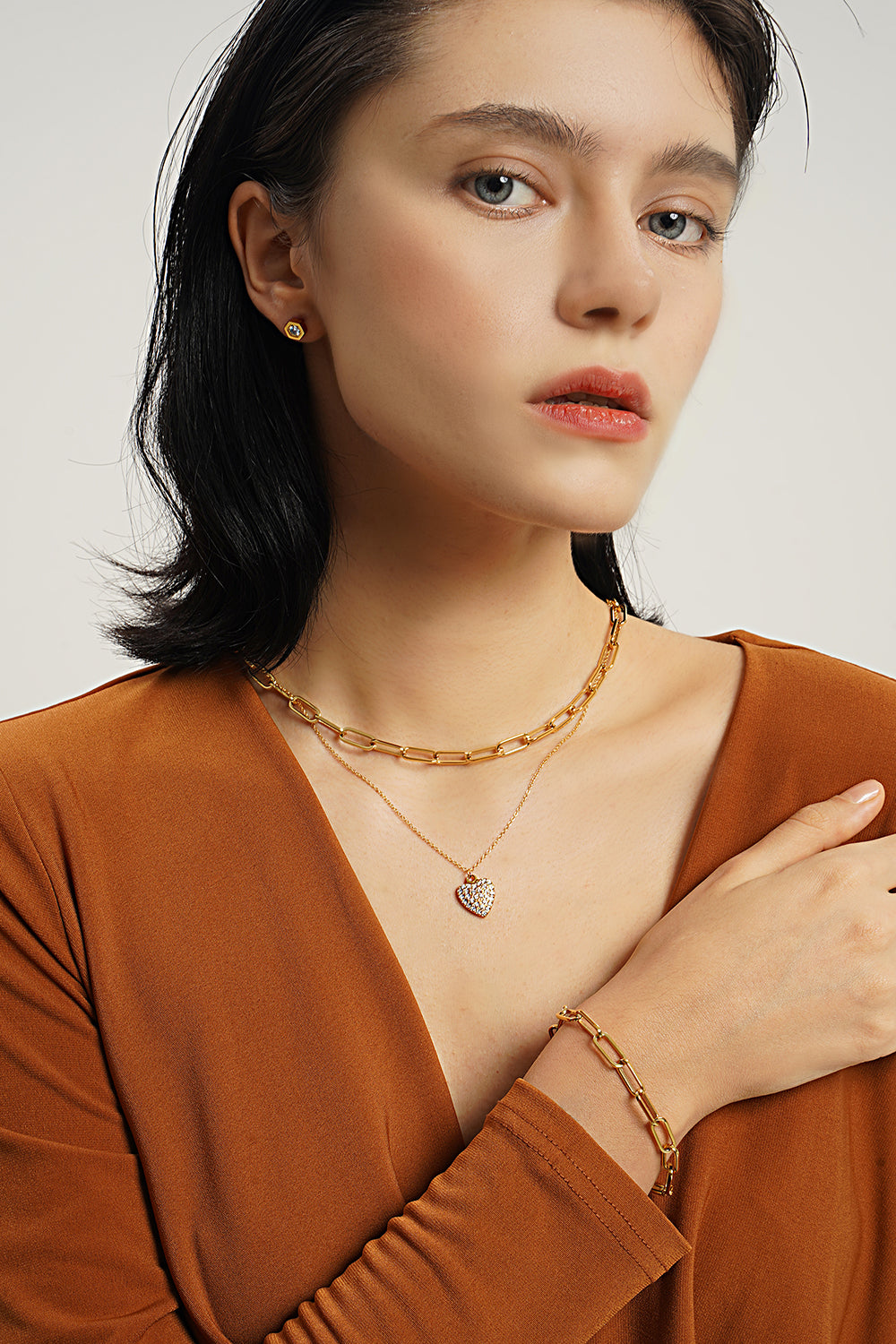 LG-018 Radiant Handmade Heart Shape Necklace