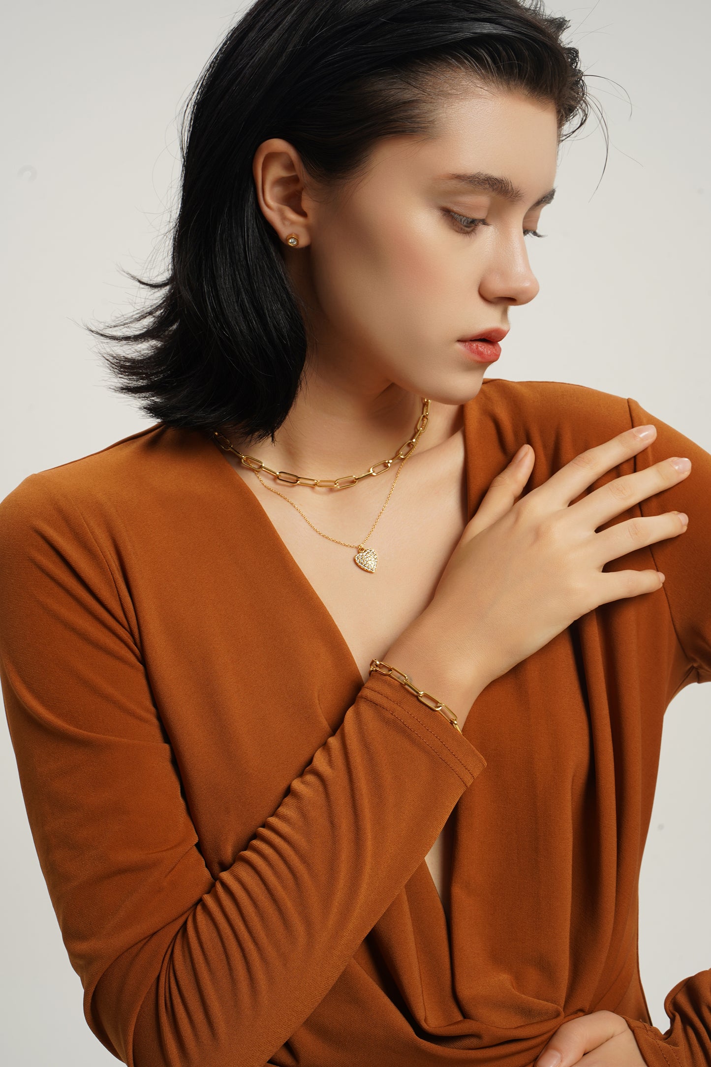 LG-018 Radiant Handmade Heart Shape Necklace