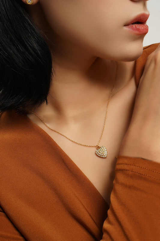LG-018 Radiant Handmade Heart Shape Necklace