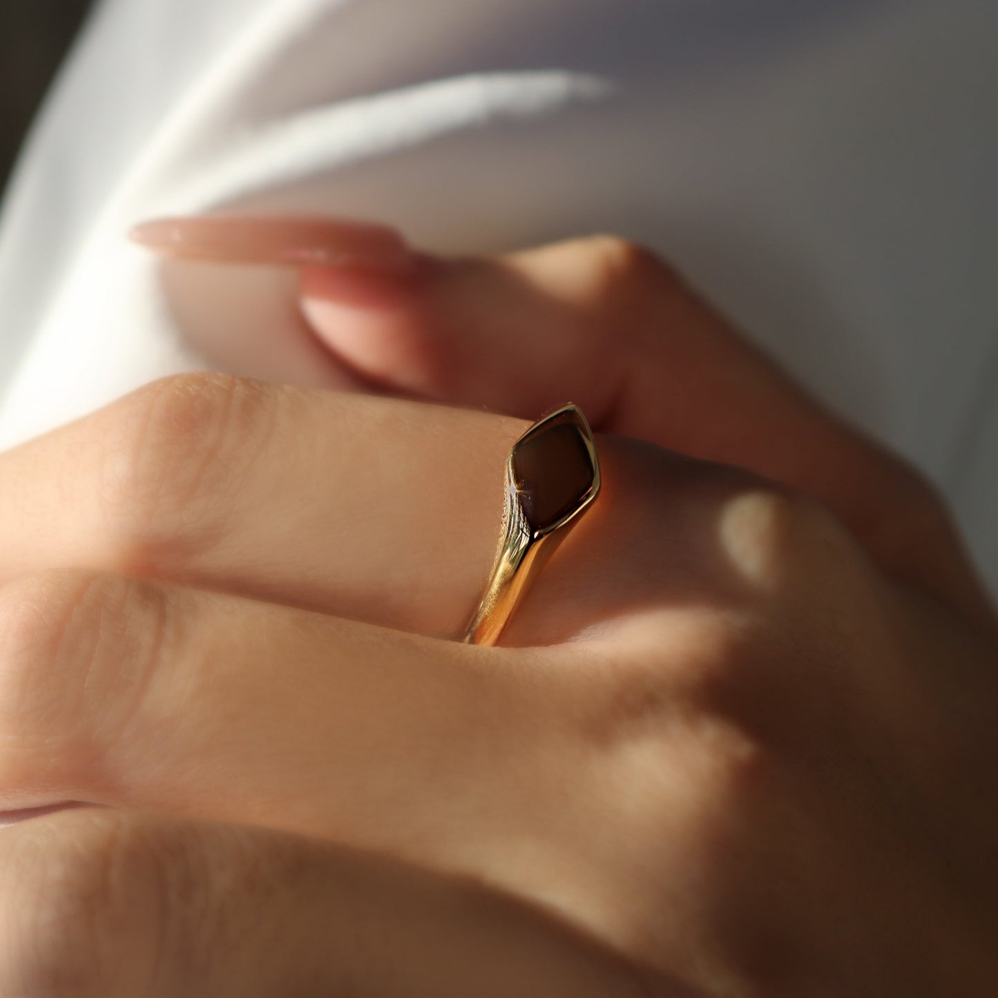 LG-034 Sleek Crest Ring