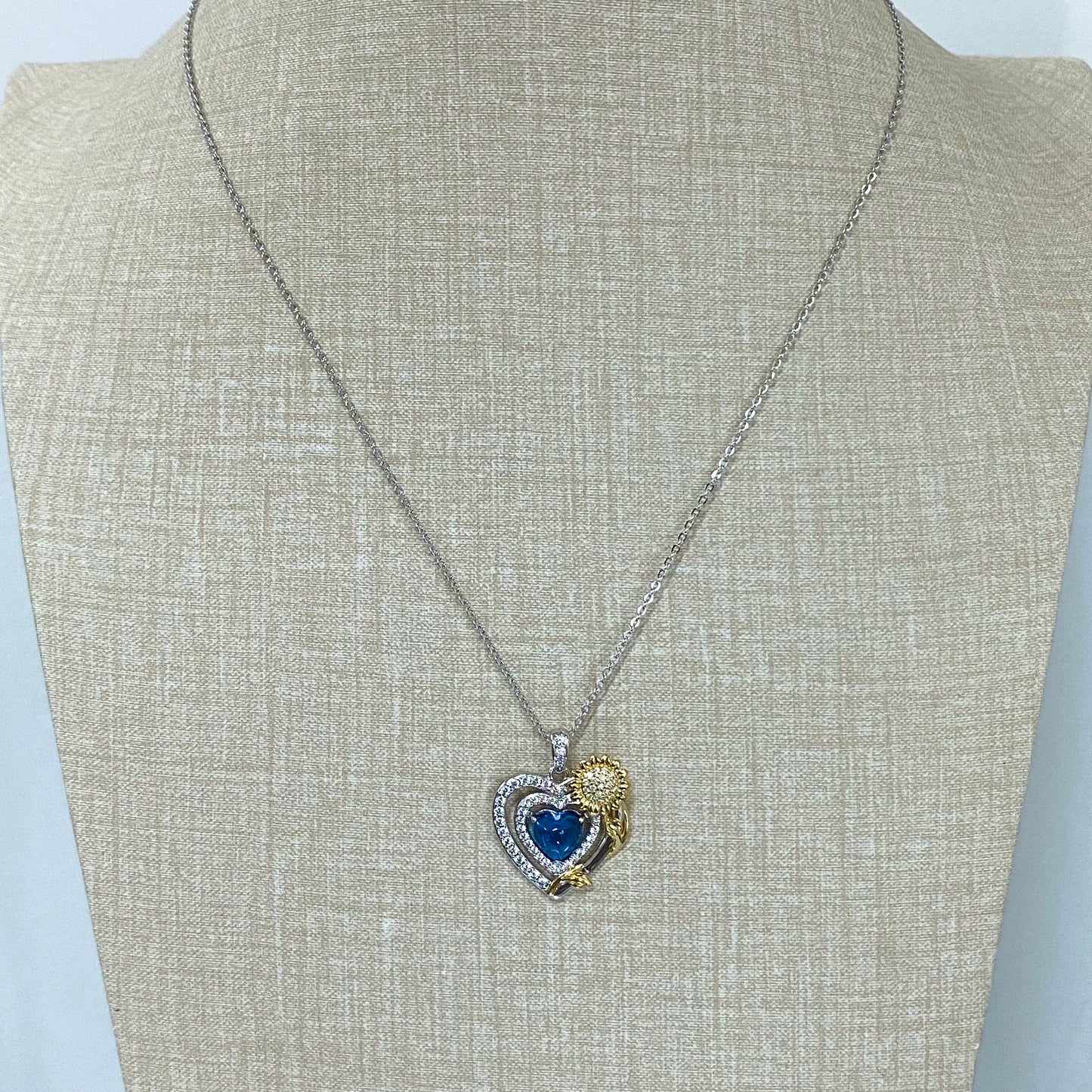 LG142 Sunflower Heart Pendant Necklace Classic Handmade Jewelry