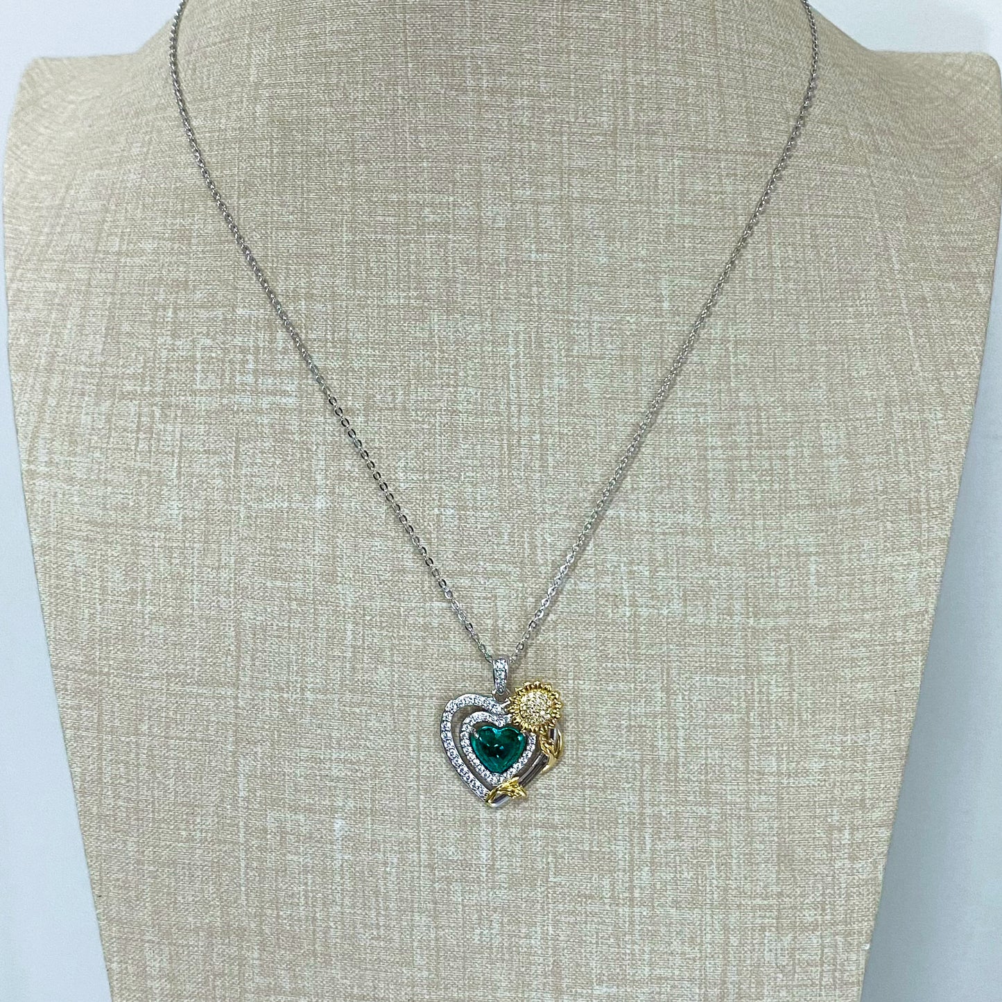 LG142 Sunflower Heart Pendant Necklace Classic Handmade Jewelry