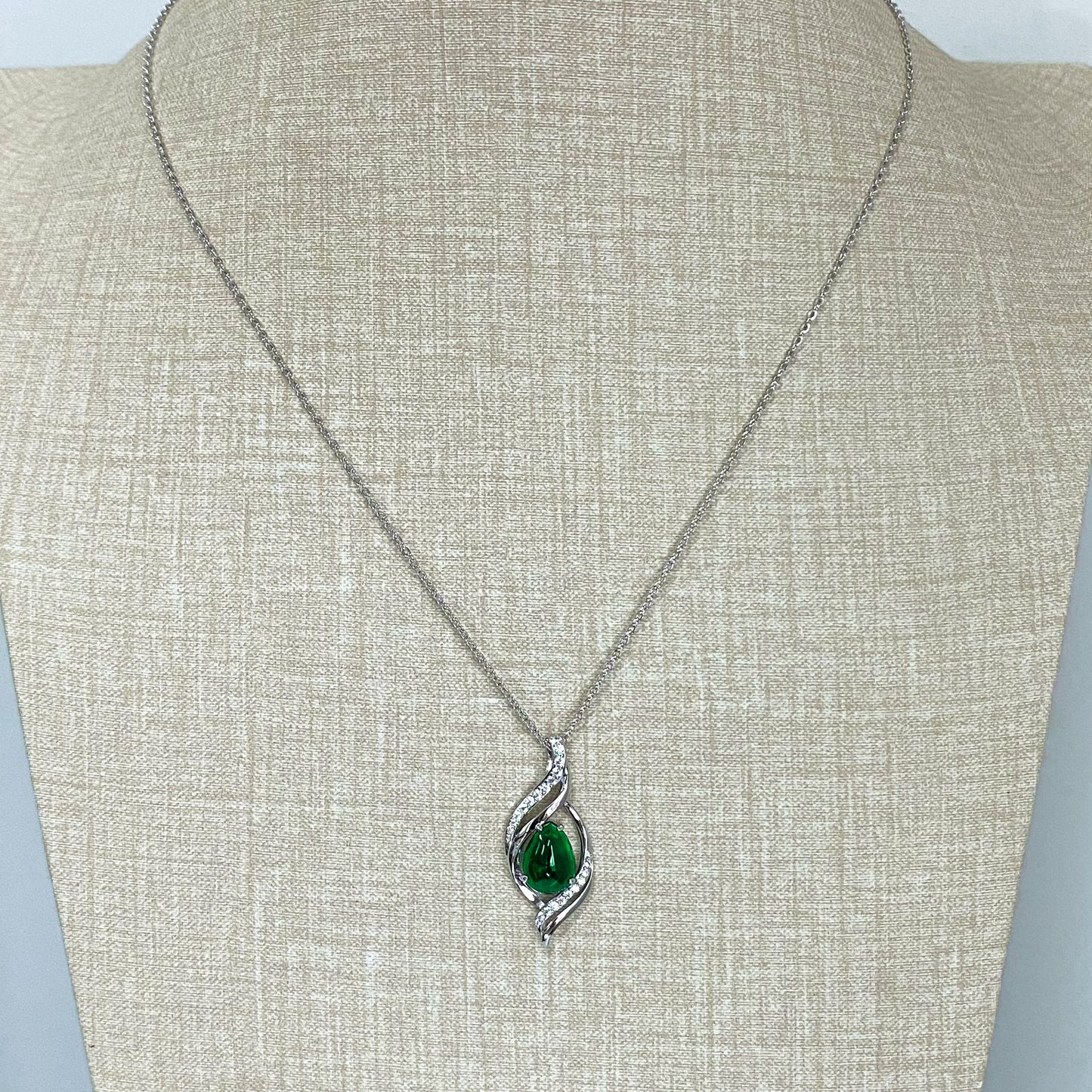 LG144  Everlasting Love Pendant Necklace Classic Handmade Jewelry