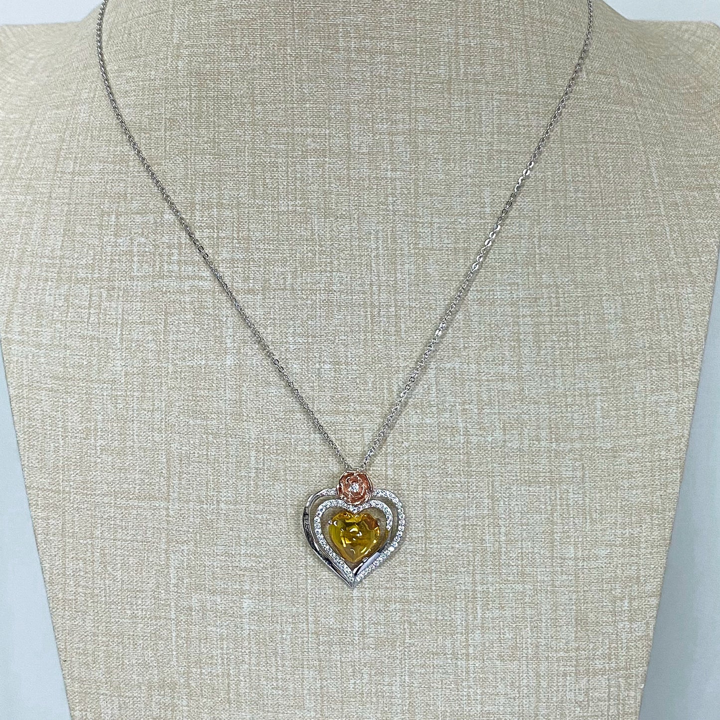 LG145 Heart Pendant Necklace Classic Handmade Jewelry