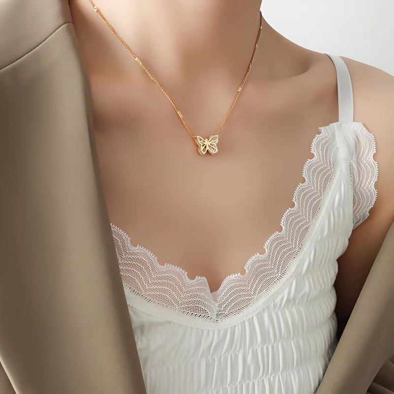 LG055 Lovely Moissanite Butterfly Pendant Necklace